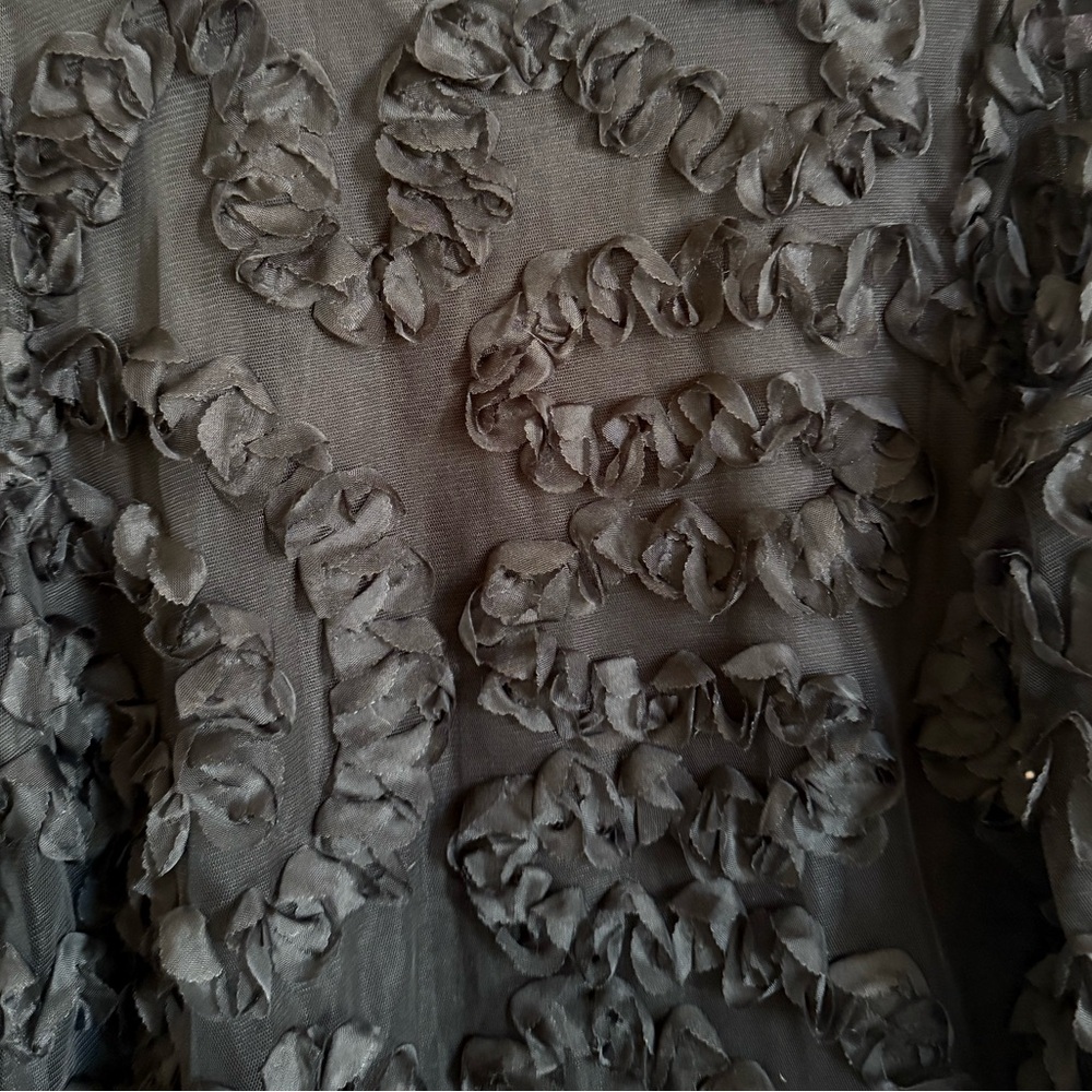 Chic Black Ruffle Top - Picture 5 of 7